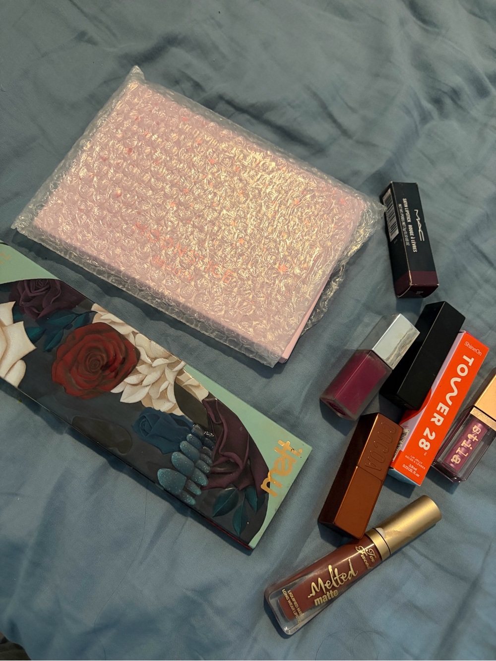 Sephora Assorted Women’s Lipstick & Makeup Bundle